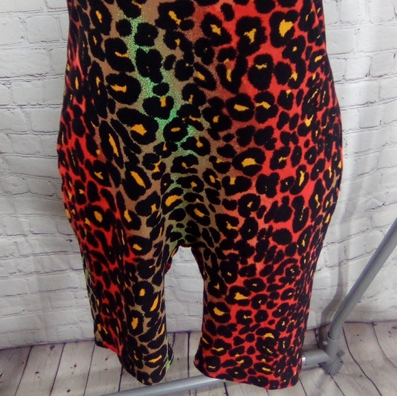 LEOPARD ROMPER BIKER SHORT 🥰👩‍💼❤️ - Picture 5 of 7